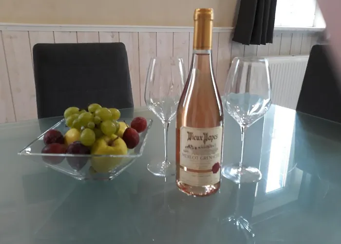 Les Eylauds Apartment